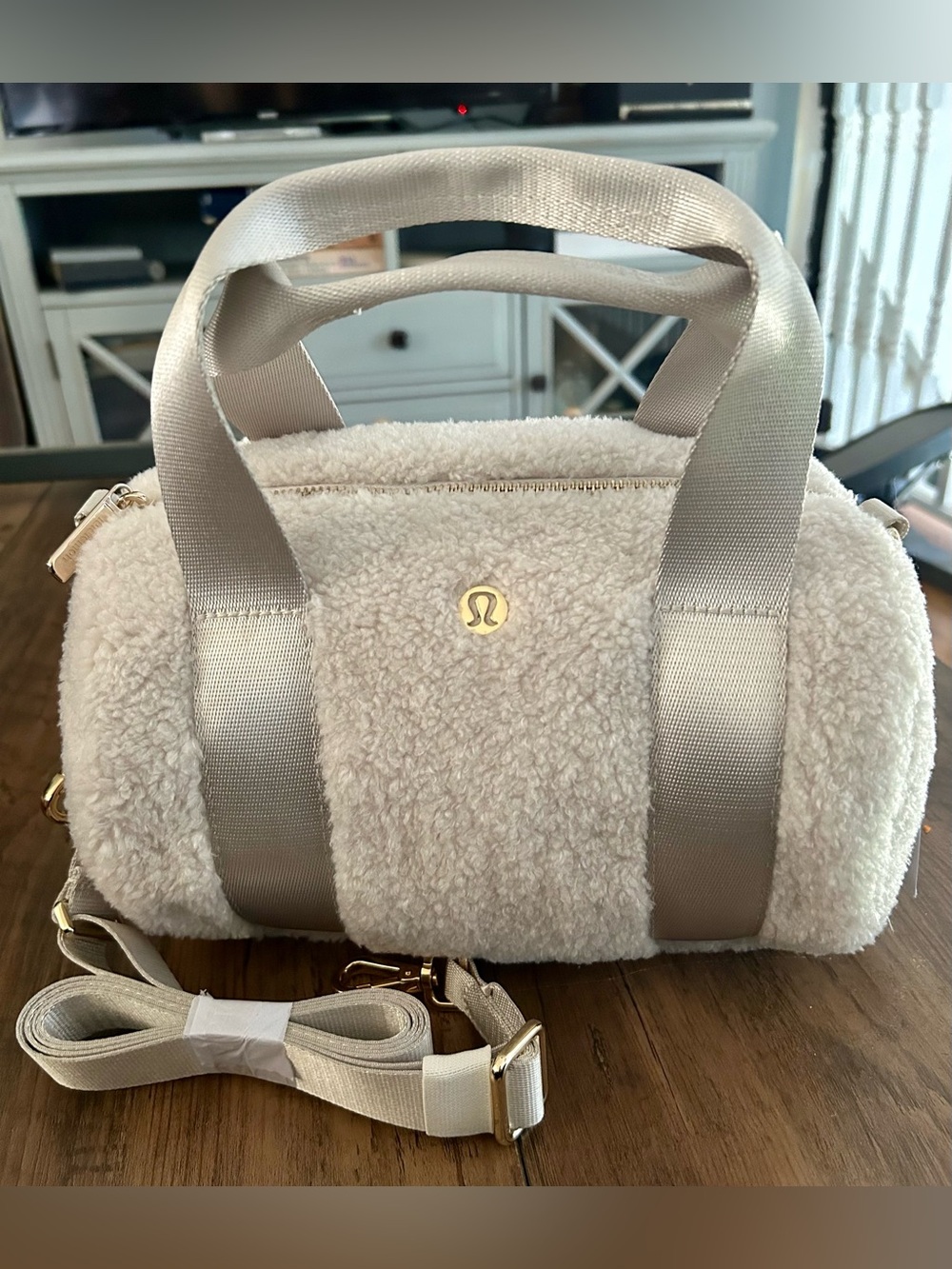 NWT Lululemon Mini Duffle Fleece Bag